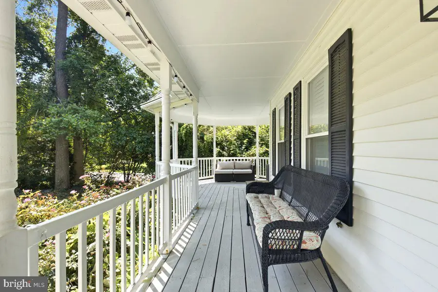 31 Radcliffe Dr, Huntingtown, MD 20639 - #2