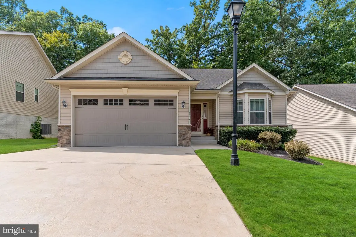 597 Hawk Hill Dr S, Prince Frederick, MD 20678 - #1