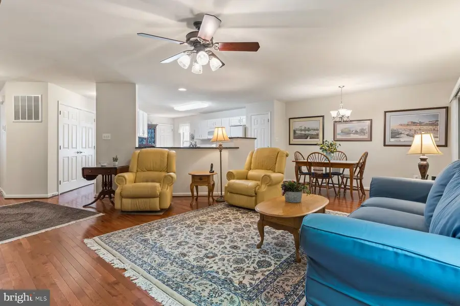597 Hawk Hill Dr S, Prince Frederick, MD 20678 - #3