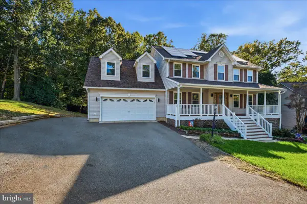 11215 Dancer Ct, LUSBY, MD 20657