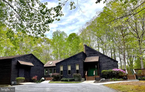 1020 Hyland Ln, LUSBY, MD 20657