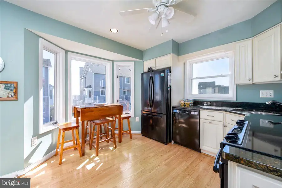 8348 Bay Crest Ct, Chesapeake Beach, MD 20732 - #3
