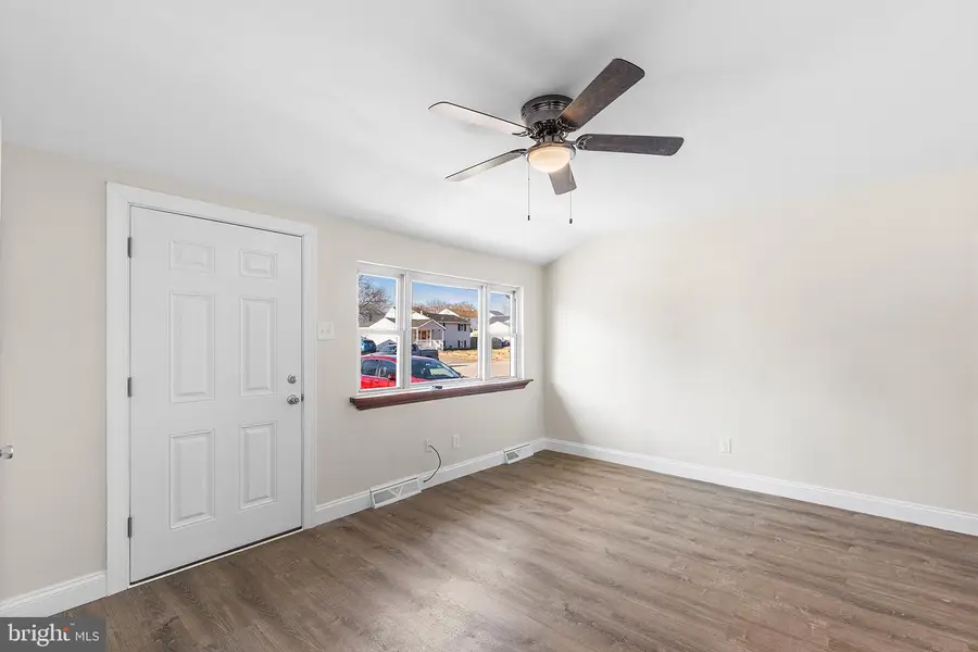 34 Chestnut Dr, Elkton, MD 21921 - #3