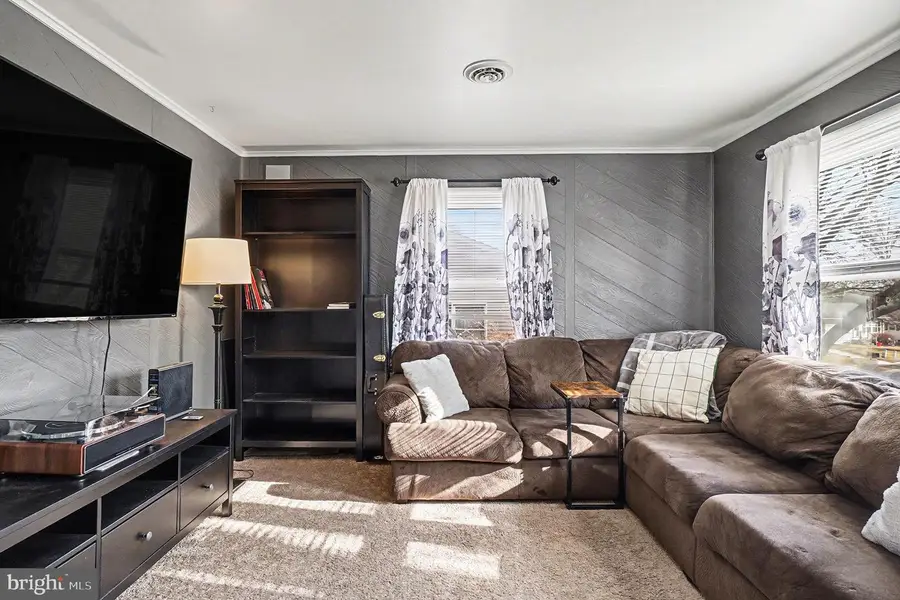 111 N Tartan Dr, Elkton, MD 21921 - #3