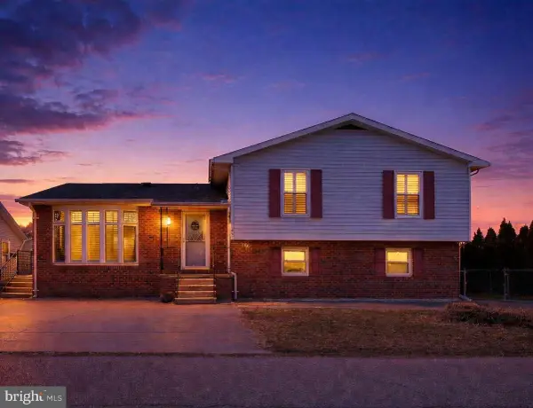 55 River Rd, ELKTON, MD 21921