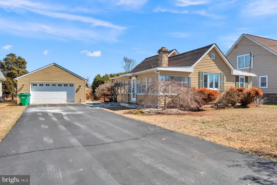 8 Maryland Ave, Chesapeake City, MD 21915 - #3