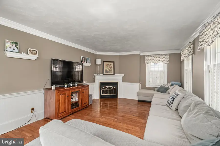 350 Cecil St, Chesapeake City, MD 21915 - #2