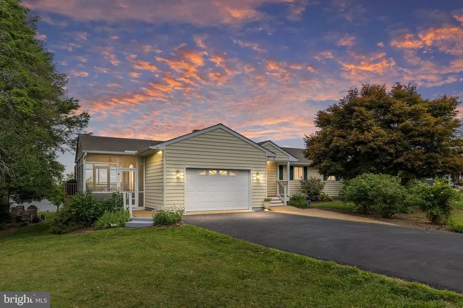 155 Edgewater Dr, Earleville, MD 21919 - #2