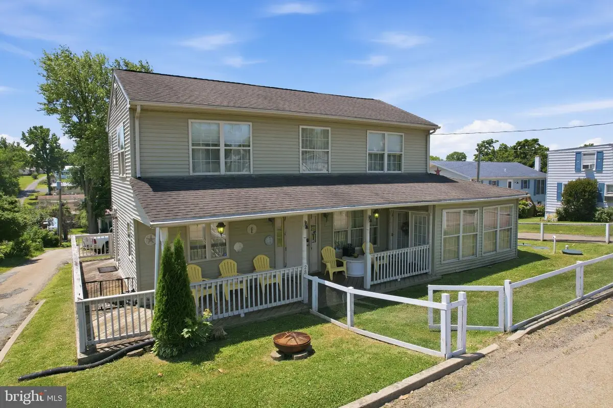 28 Beechwood St, Earleville, MD 21919 - #1
