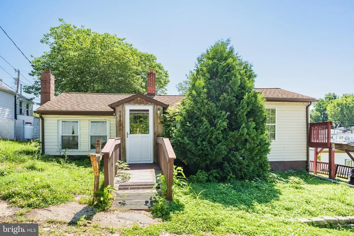 12 Linwood St, Earleville, MD 21919 - #1