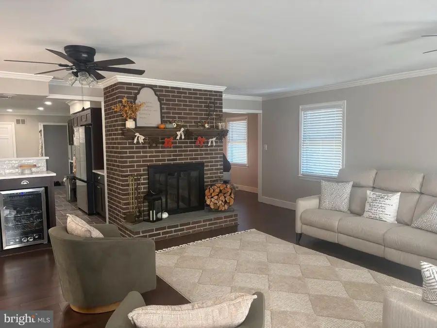211 Ashley Dr, Elkton, MD 21921 - #3