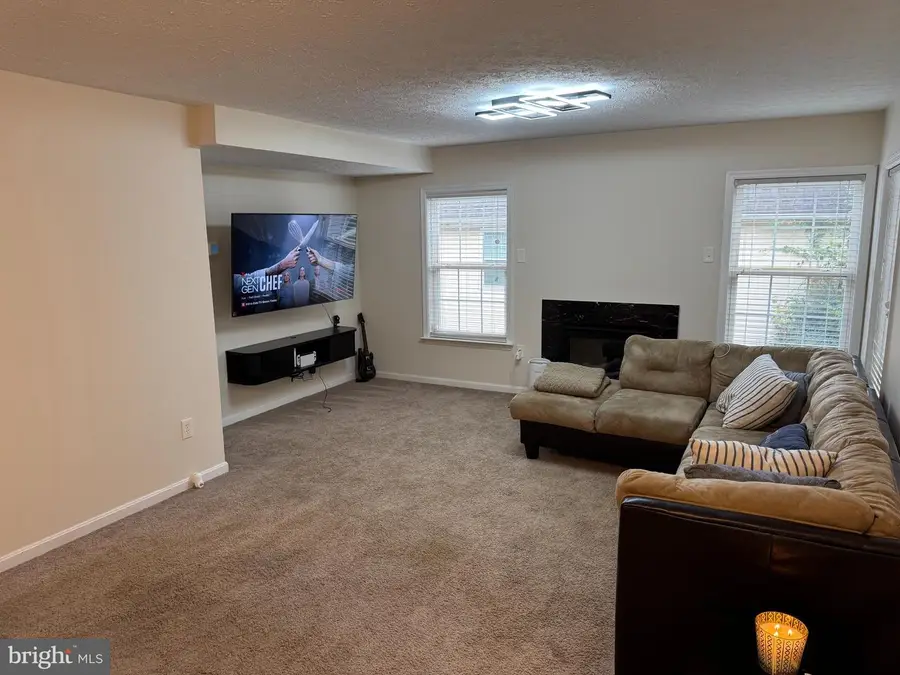 10912 Maryland Woods Ct, Waldorf, MD 20602 - Image #3