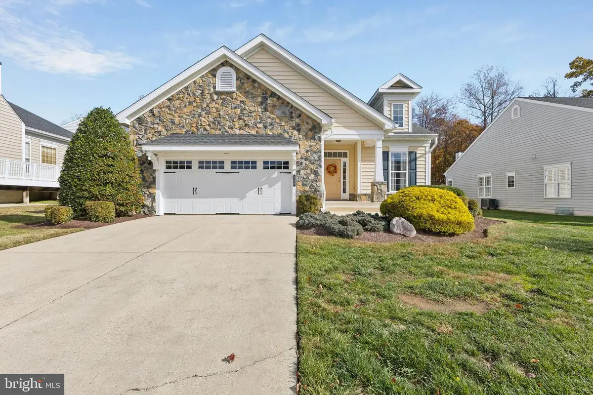 136 Hawthorne Greene Cir, La Plata, MD 20646 - Image #1