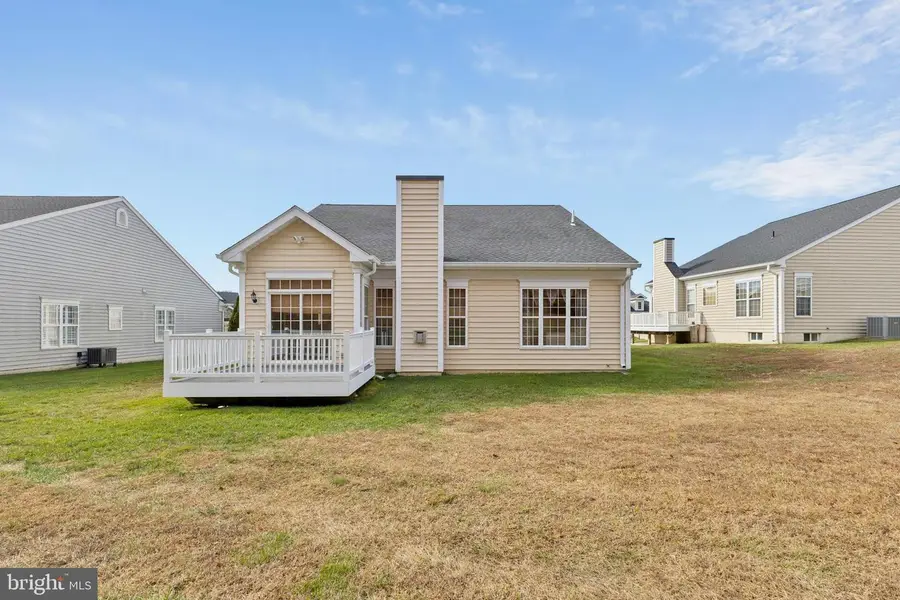 136 Hawthorne Greene Cir, La Plata, MD 20646 - Image #2