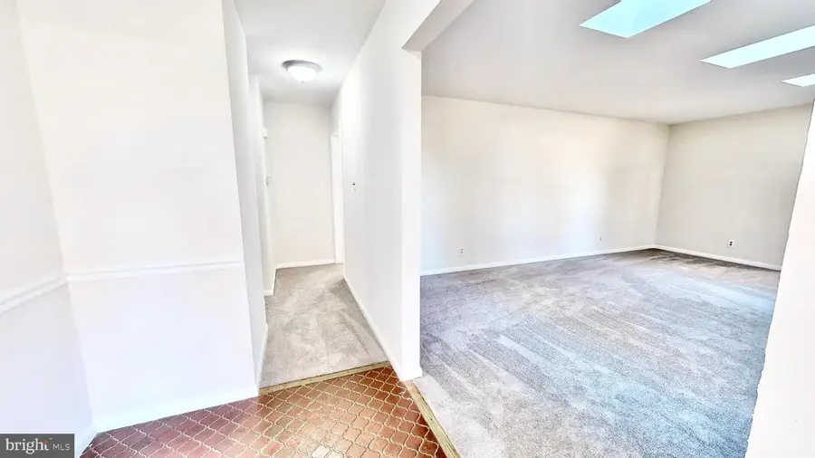 10155 Dogwood Dr, White Plains, MD 20695 - Image #2