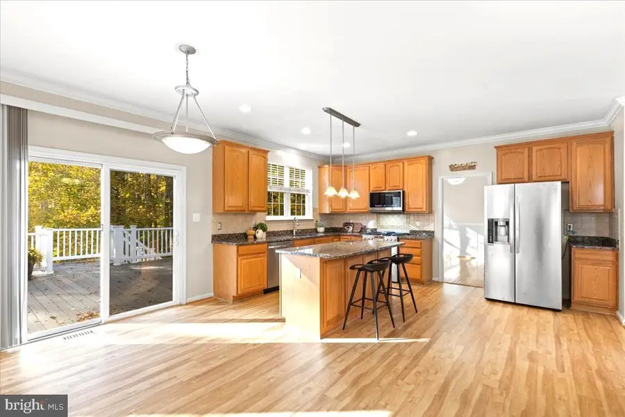 7055 Colonial Ln, Hughesville, MD 20637 - Image #2