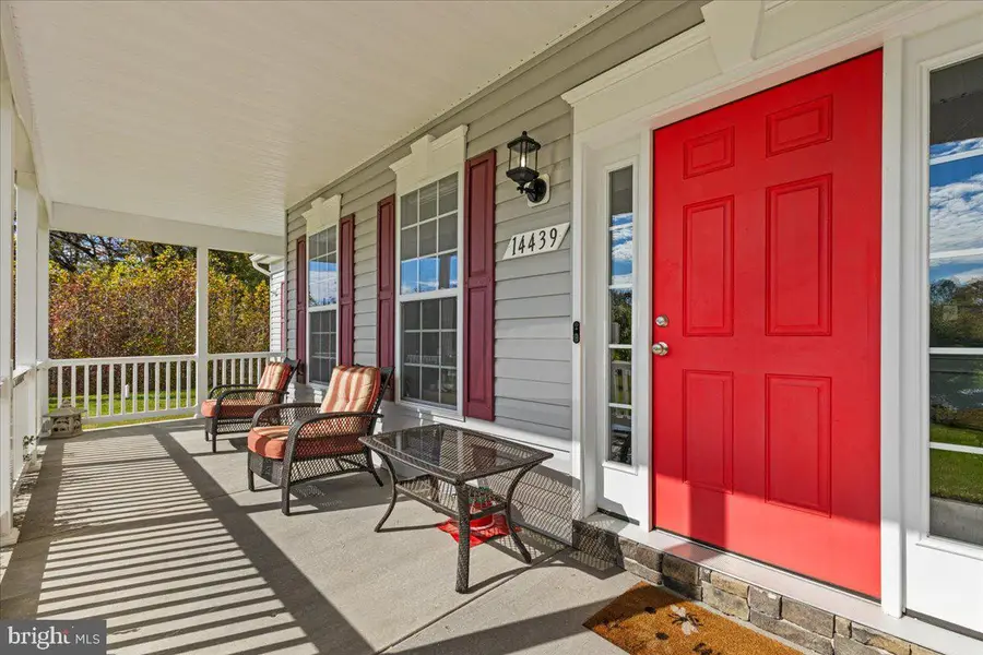 14439 Pathfinder Ct, Hughesville, MD 20637 - Image #2