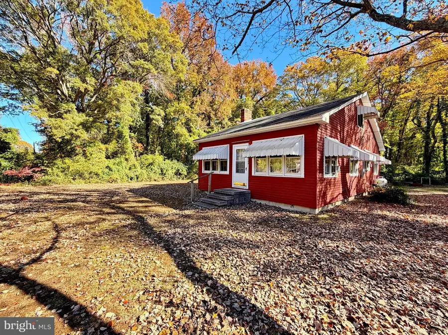 18284 Piedmont Dr, Cobb Island, MD 20625 - Image #2