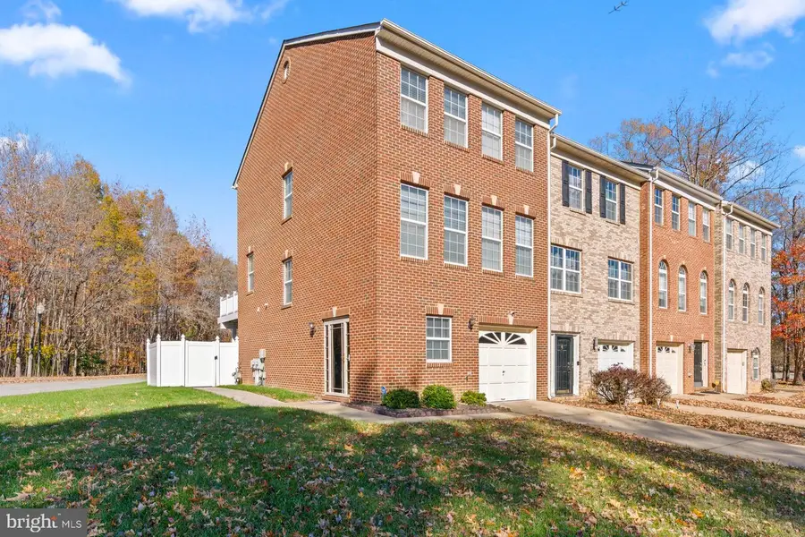 8030 Bloomsbury Pl, White Plains, MD 20695 - Image #2