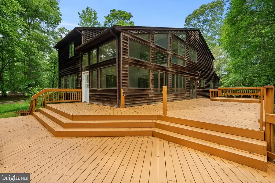 8095 Plowden Dr, La Plata, MD 20646 - Image #3