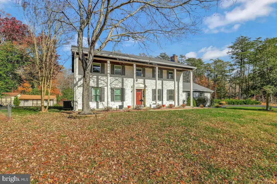 15590 Oak Glen Cir, Hughesville, MD 20637 - Image #2