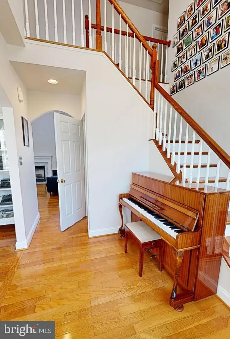 6408 Hedgewick Ct, La Plata, MD 20646 - Image #2