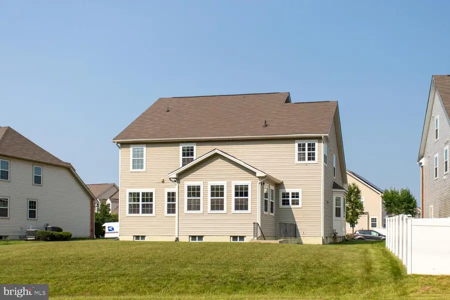 5149 Atlantis Ln, White Plains, MD 20695 - Image #3