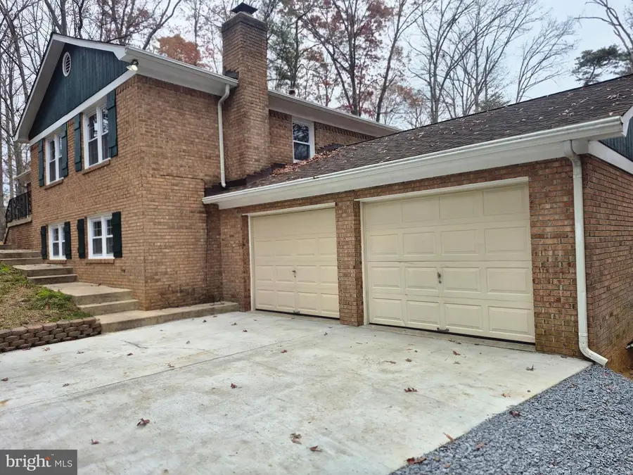 4665 Duley Dr, White Plains, MD 20695 - Image #3