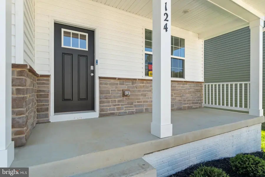 633 Hoot Owl Ln, La Plata, MD 20646 - Image #3