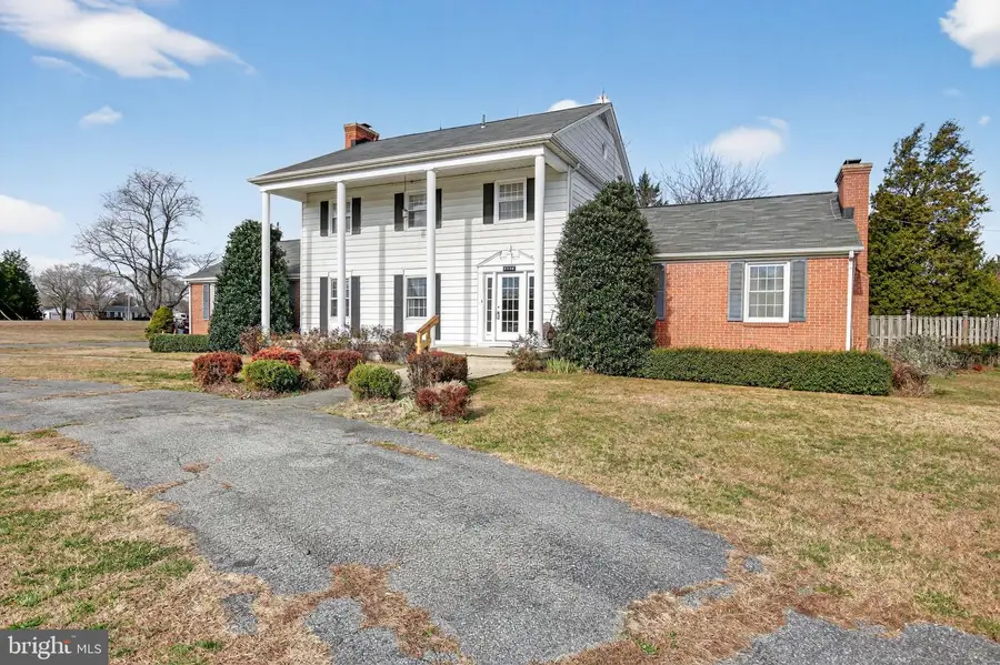 7146 Leonardtown Rd, Hughesville, MD 20637 - Image #2