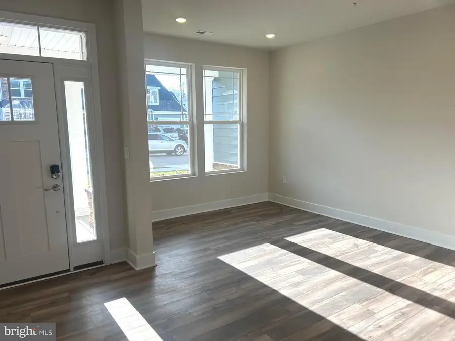 10634 Great Basin Pl, White Plains, MD 20695 - Image #3