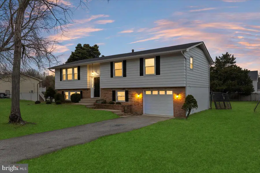 9419 Fendall Ln, Newburg, MD 20664 - Image #2