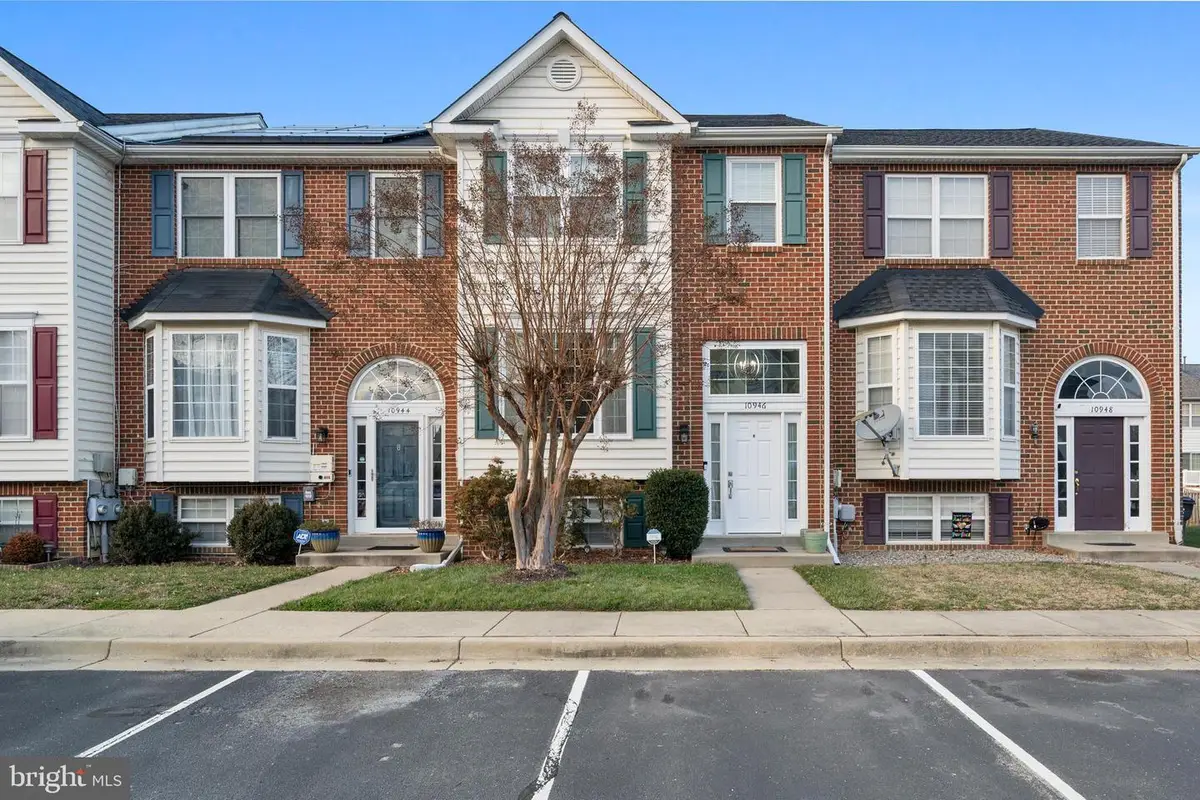10946 W Point Pl, White Plains, MD 20695 - Image #1