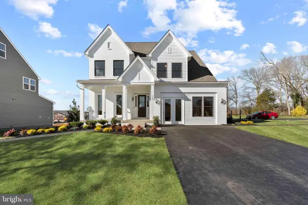 10399 Halmstad Dr, WALDORF, MD 20603