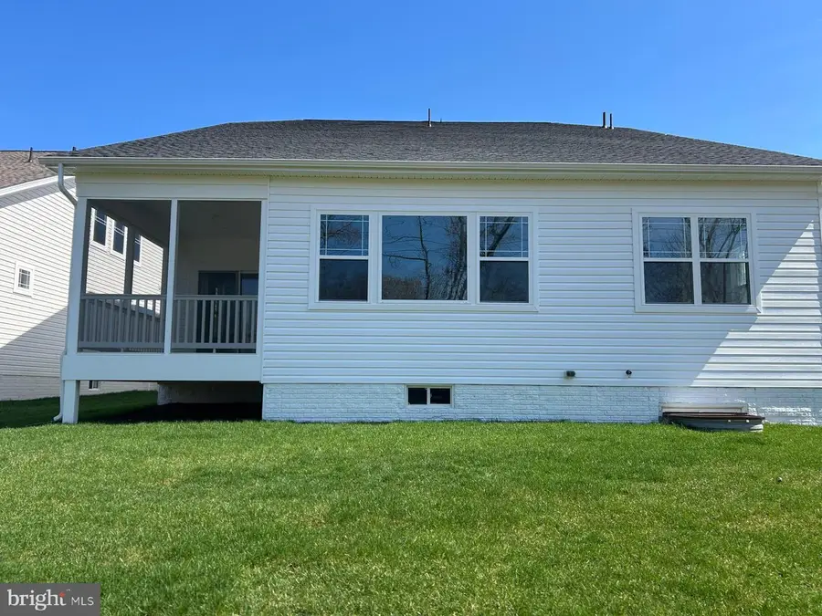 10095 Shenandoah Ln, White Plains, MD 20695 - #2