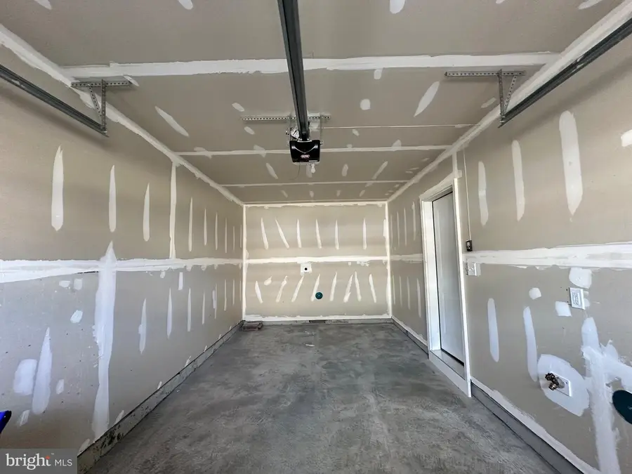 10994 Barnard Pl, White Plains, MD 20695 - Image #2