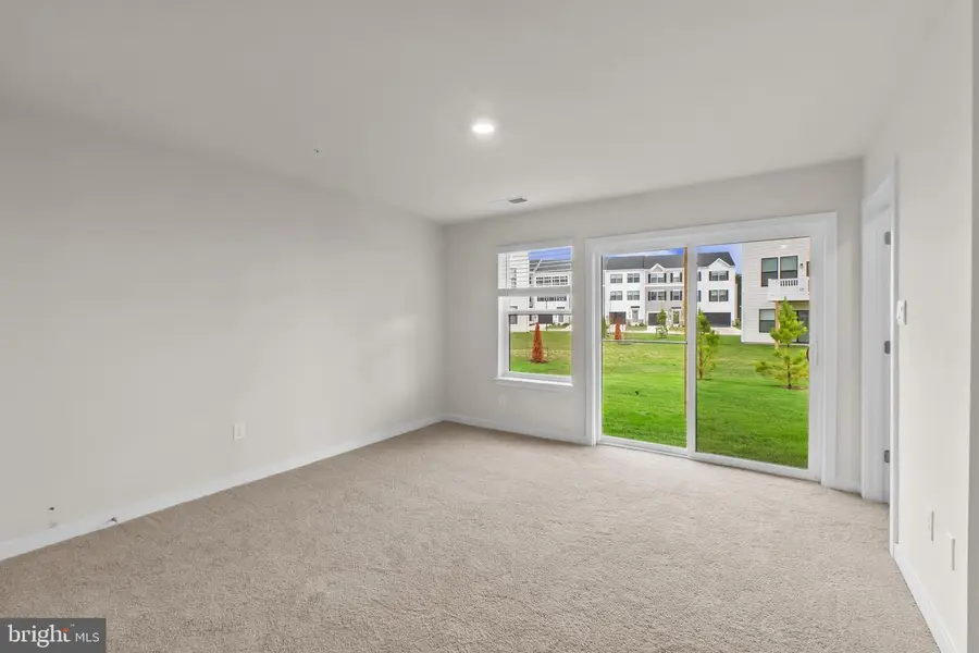 424 Whirl Ln, La Plata, MD 20646 - Image #3