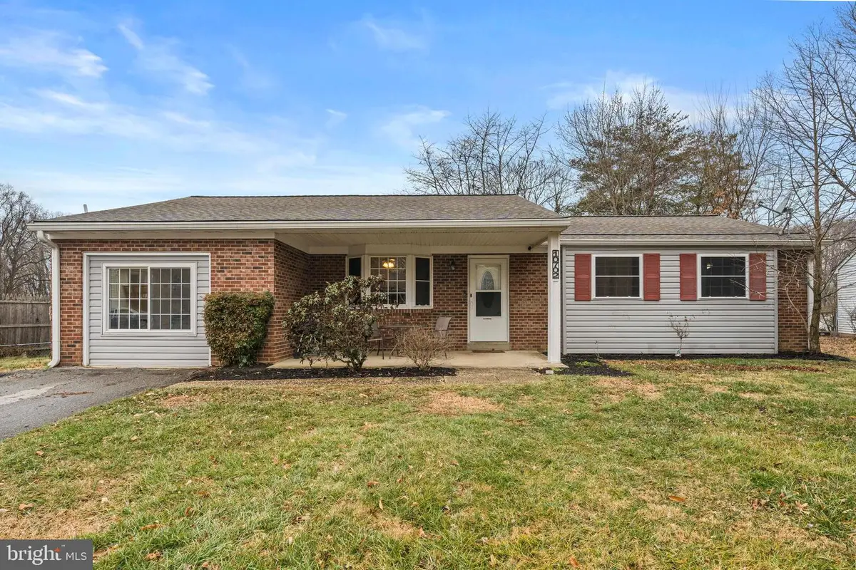 10702 Westwood Ln, Waldorf, MD 20601 - Image #1