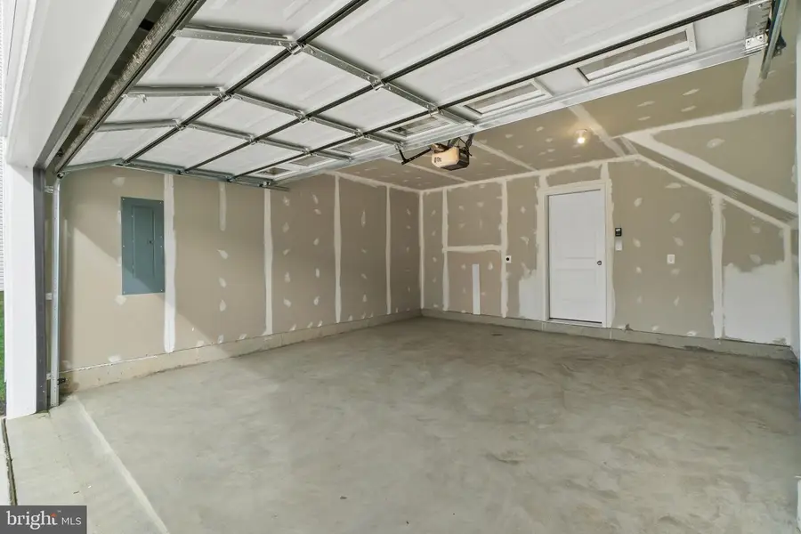 434 Whirl Ln, La Plata, MD 20646 - Image #3