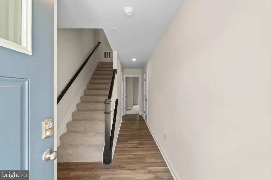 444 Whirl Ln, La Plata, MD 20646 - Image #2