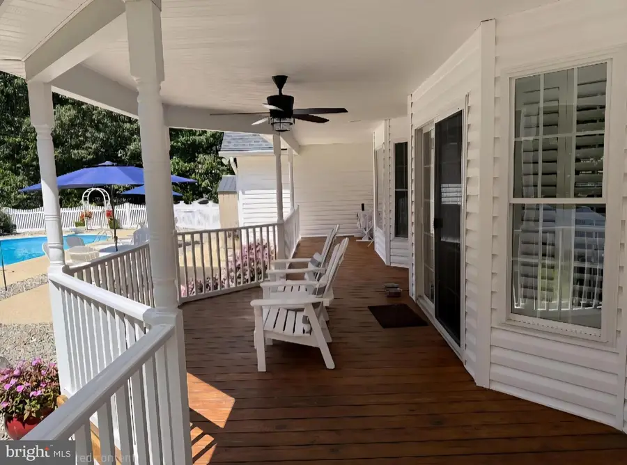 11841 Knollcrest Ln, La Plata, MD 20646 - Image #3