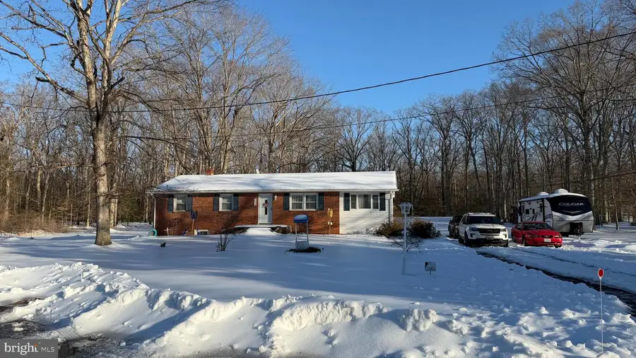 9614 Charles Ct, La Plata, MD 20646 - Image #2