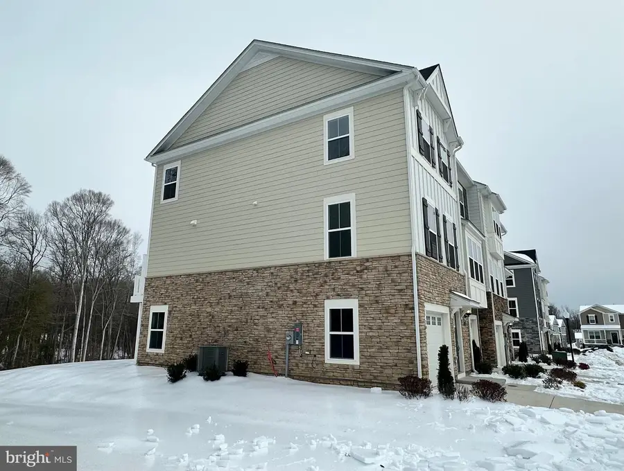 5622 Ludlow Pl, White Plains, MD 20695 - Image #2