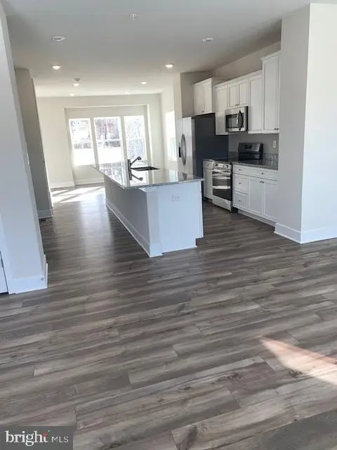 10977 Barnard Pl, White Plains, MD 20695 - Image #2