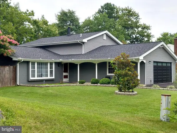 2709 Pinewood Dr, WALDORF, MD 20601