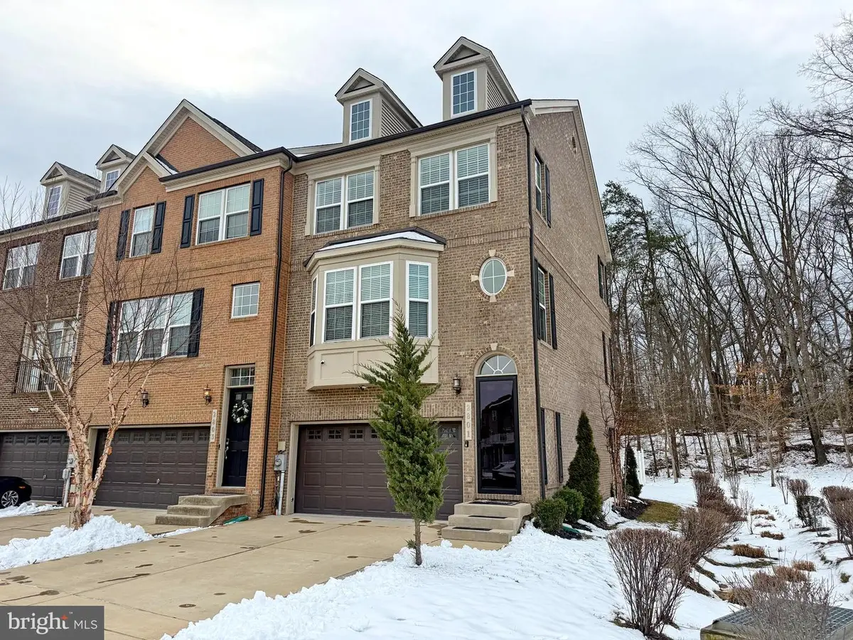 2801 Golden Gate Ct, Waldorf, MD 20601 - #1