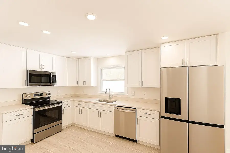 7933 Keech Rd, Charlotte Hall, MD 20622 - #3