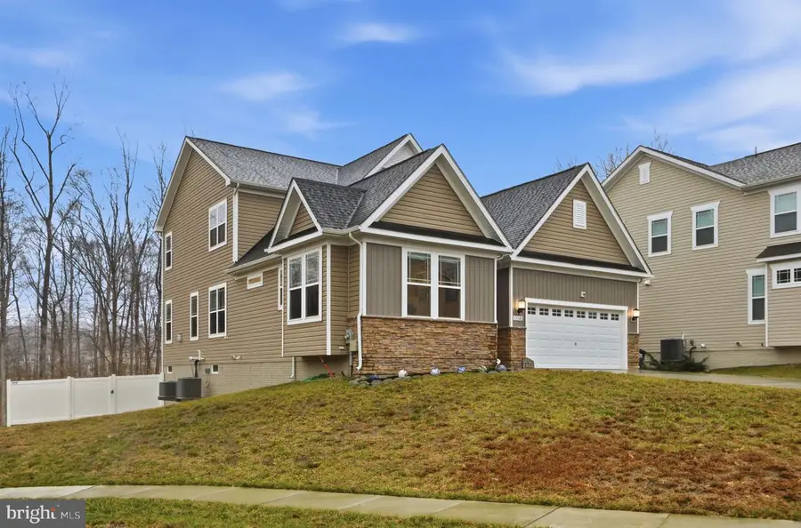 11101 Applecross Ct, White Plains, MD 20695 - #3