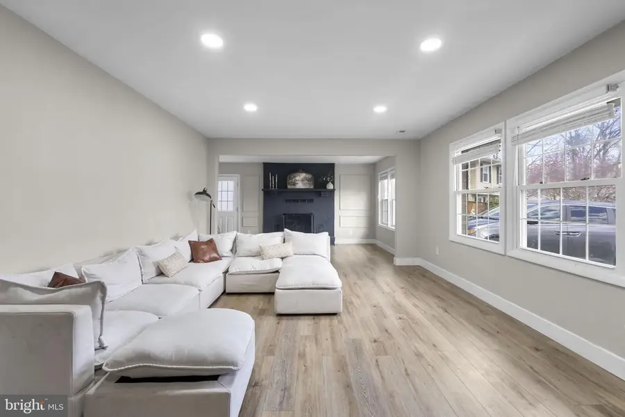 200 Charmuth Ct, Waldorf, MD 20602 - #2