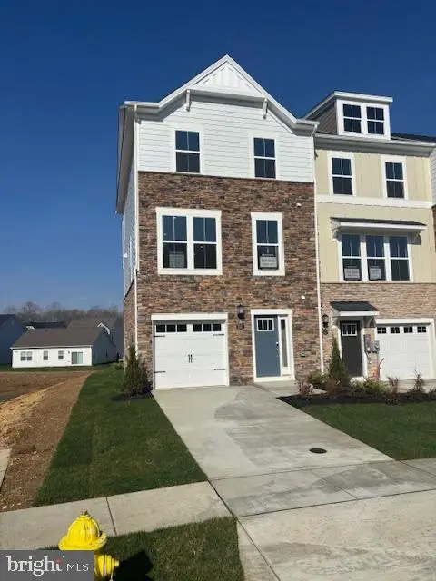 5517 Aberdeen Pl, White Plains, MD 20695 - #1